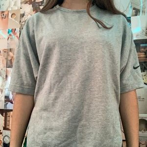 nike oversized sweater shirt